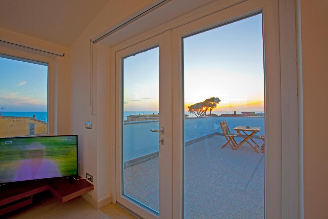 Surf And Windsurfer House Anzio Apartment Exterior foto